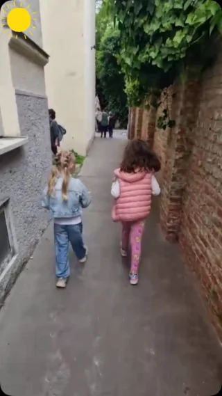 Instagram post from eps_neustiftgasse. This post is in position 4.